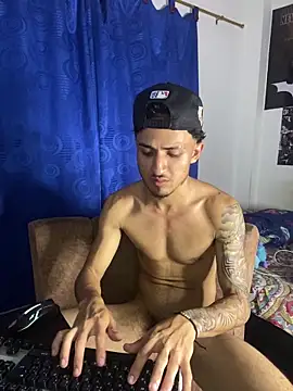 Snapshot of Zayn_kane chatting on September 20, 4:45 am Zayn kane online show from September 20, 4:45 am