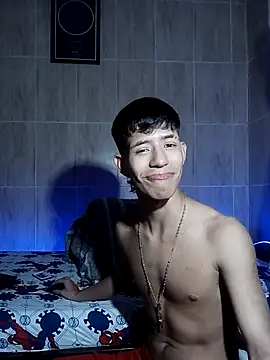 dareck 18 online show from February 20, 11:49 pm