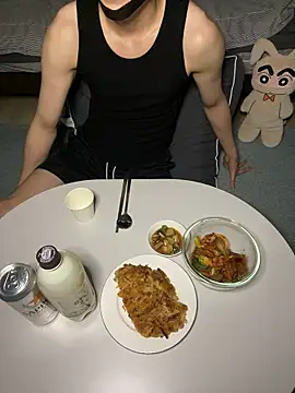 haeeung online show from October 21, 11:35 am