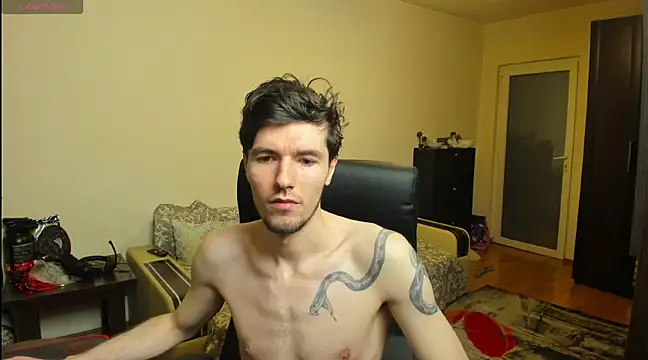 Snapshot of JustinPorno chatting on March 19, 5:52 am JustinPorno online show from March 19, 5:52 am