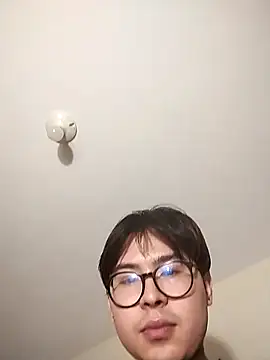 Dante Gothic online show from November 19, 12:10 am