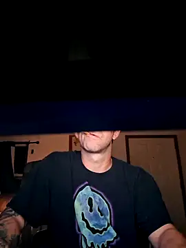 mayg online show from April 15, 4:56 am