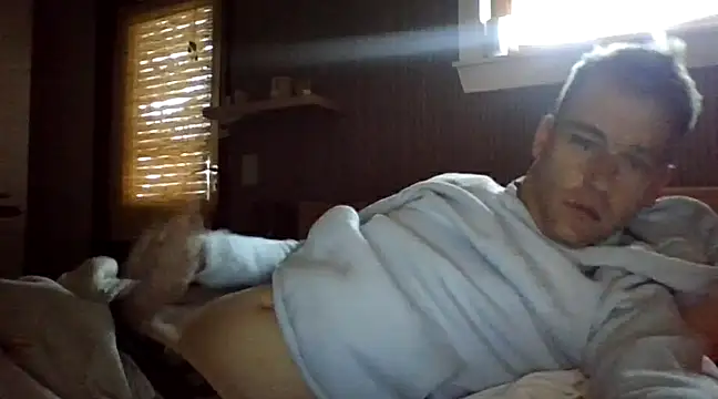 dutchcouple002 online show from March 21, 8:50 am