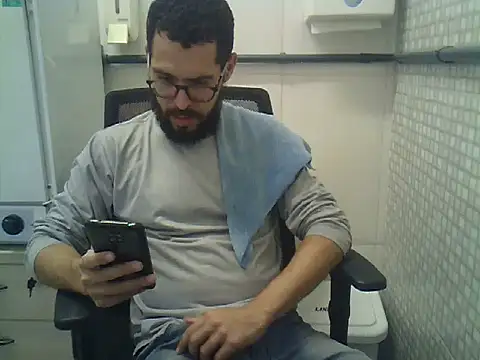 pdasgyn online show from May 8, 6:41 pm