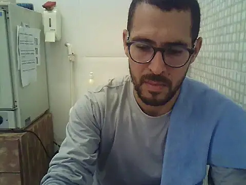 Snapshot of pdasgyn chatting on September 25, 2:27 pm pdasgyn online show from September 25, 2:27 pm