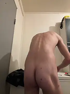 Hugo34bg online show from February 8, 4:29 am