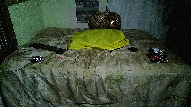 Snapshot of anthonyroth chatting on November 1, 6:06 am anthonyroth online show from November 1, 6:06 am