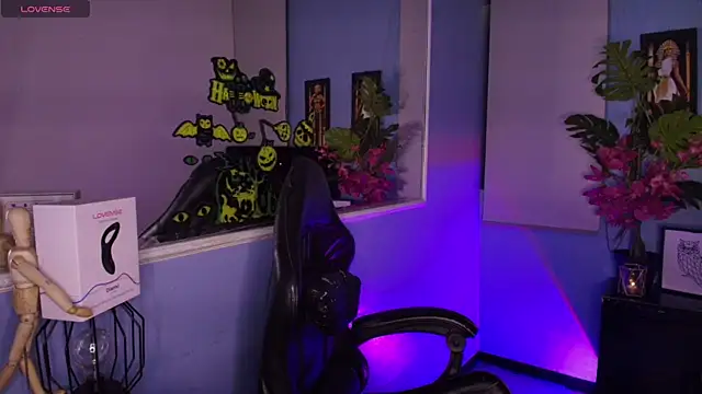 Snapshot of LucasCarterr_ chatting on October 9, 4:06 am LucasCarterr online show from October 9, 4:06 am