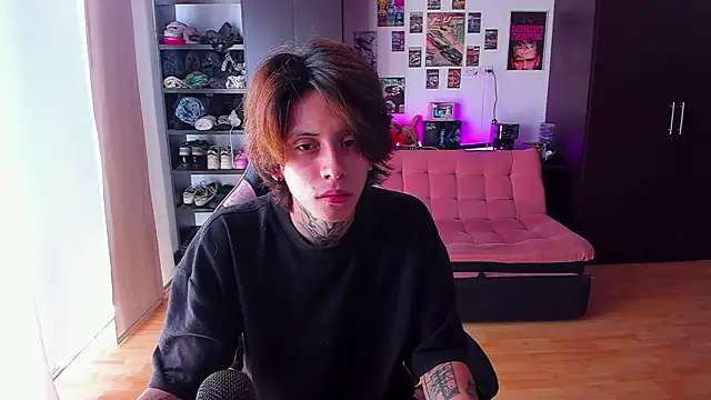 xIce Boy online show from April 25, 2:47 pm