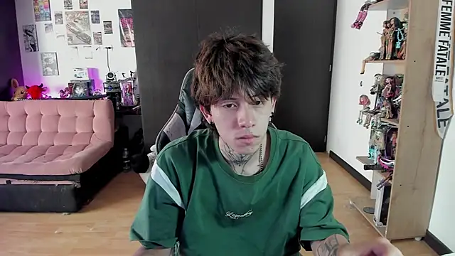 xIce Boy online show from June 11, 2:26 pm