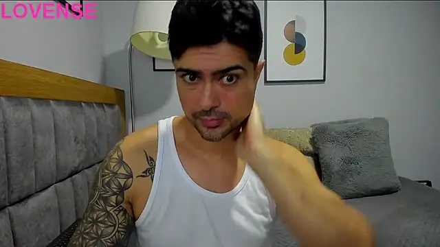 Snapshot of Dante_Storm chatting on September 27, 7:50 am Dante Storm online show from September 27, 7:50 am