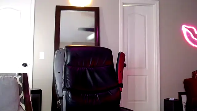 MidwestStroke online show from April 27, 4:20 am