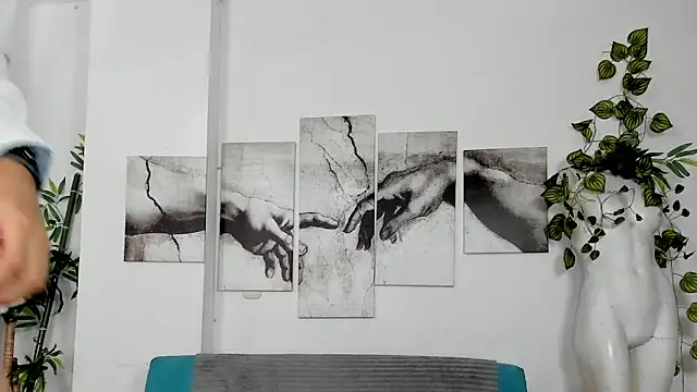 Giotrashy online show from April 22, 7:40 pm