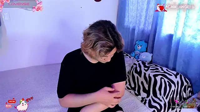 adam angelssss online show from April 21, 5:41 pm