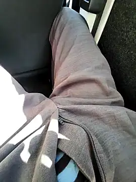 ikeike-kun online show from October 17, 2:59 am