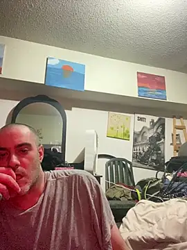 kyle67154 online show from April 13, 4:46 am