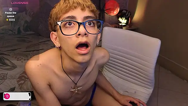 Snapshot of Matty_Sparkk chatting on October 11, 2:10 pm Matty Sparkk online show from October 11, 2:10 pm