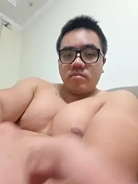 awesometeacher33 online show from April 26, 3:26 am