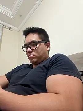 awesometeacher33 online show from June 12, 4:11 am