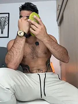 Maximiliano ford online show from January 6, 10:47 pm