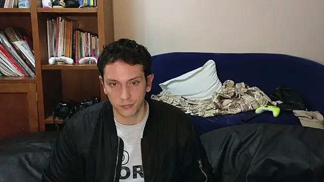 Snapshot of hardaftercum chatting on October 15, 12:51 am hardaftercum online show from October 15, 12:51 am