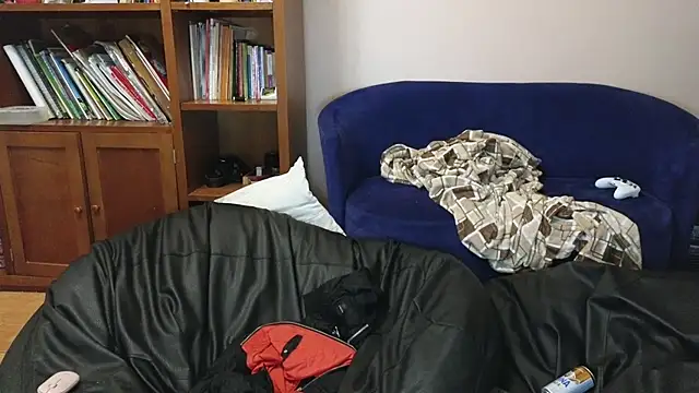 Snapshot of hardaftercum chatting on October 3, 5:34 am hardaftercum online show from October 3, 5:34 am