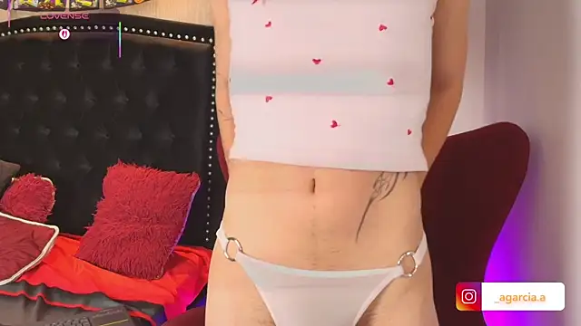 Snapshot of LiamWildx20 chatting on October 16, 5:26 am LiamWildx20 online show from October 16, 5:26 am