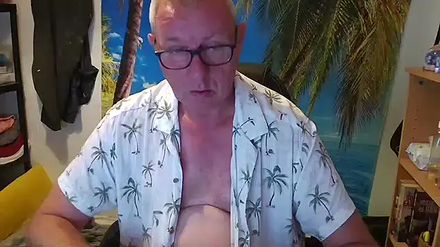 JamesBauer online show from June 20, 4:50 am