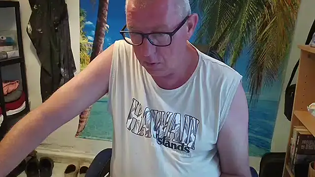 JamesBauer online show from June 15, 5:21 am