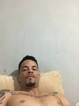 HenriquePhn online show from March 21, 2:48 am