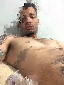 HenriquePhn online show from February 2, 4:00 am