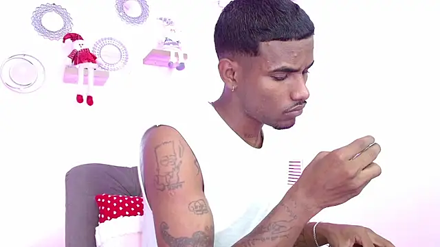 josua smith online show from December 4, 12:17 am