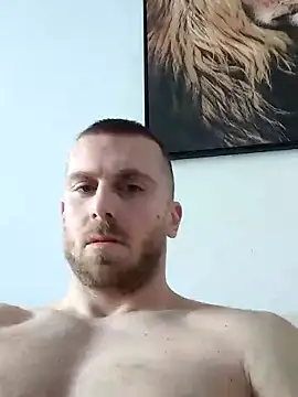 Snapshot of trainwithme chatting on March 18, 8:28 am trainwithme online show from March 18, 8:28 am