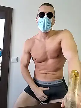 Snapshot of trainwithme chatting on September 17, 8:37 am trainwithme online show from September 17, 8:37 am