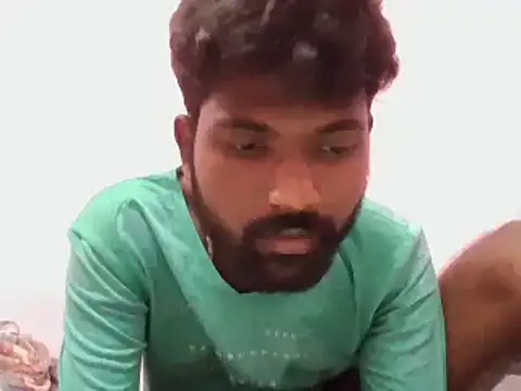 dusky-body online show from March 18, 5:12 pm
