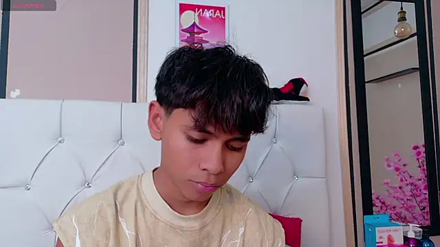 Ethan Westt online show from April 27, 8:47 pm