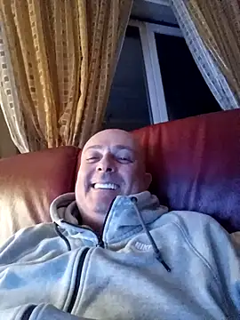 Alexis Bull online show from November 30, 12:02 am