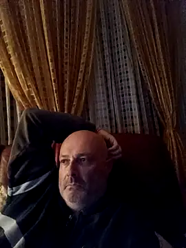 Alexis Bull online show from October 18, 10:26 pm