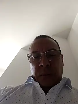 Snapshot of OrionStone chatting on September 13, 6:31 pm OrionStone online show from September 13, 6:31 pm