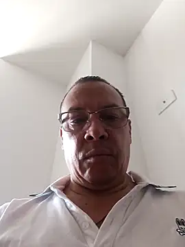 Snapshot of OrionStone chatting on September 26, 8:39 pm OrionStone online show from September 26, 8:39 pm