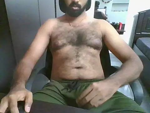 lovelyakash69 online show from May 1, 7:33 am
