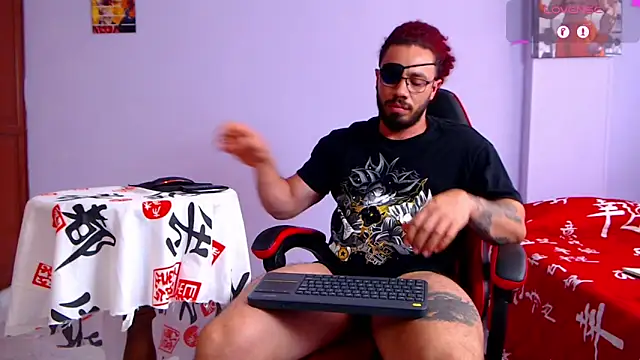 Snapshot of pirata_fitness chatting on October 16, 3:31 pm pirata fitness online show from October 16, 3:31 pm