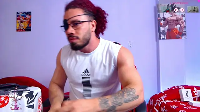 Snapshot of pirata_fitness chatting on October 10, 12:21 pm pirata fitness online show from October 10, 12:21 pm
