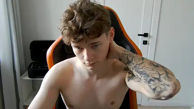 DanyDavis online show from March 20, 10:30 am