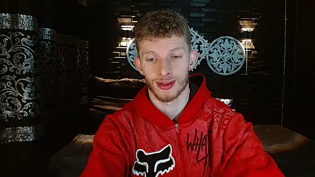 Snapshot of andrewxbi chatting on October 18, 11:26 am andrewxbi online show from October 18, 11:26 am