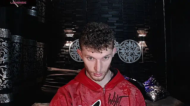 Snapshot of andrewxbi chatting on October 17, 11:03 am andrewxbi online show from October 17, 11:03 am