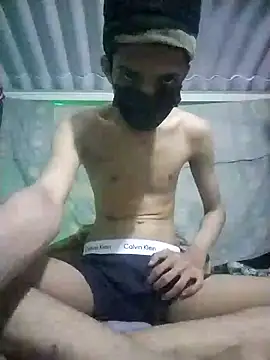 HannanKhan25 online show from October 17, 7:40 pm