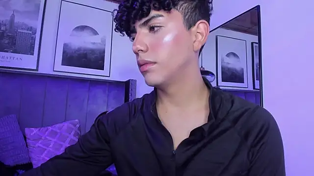 Snapshot of Niick_Twink chatting on September 25, 8:08 pm Niick Twink online show from September 25, 8:08 pm