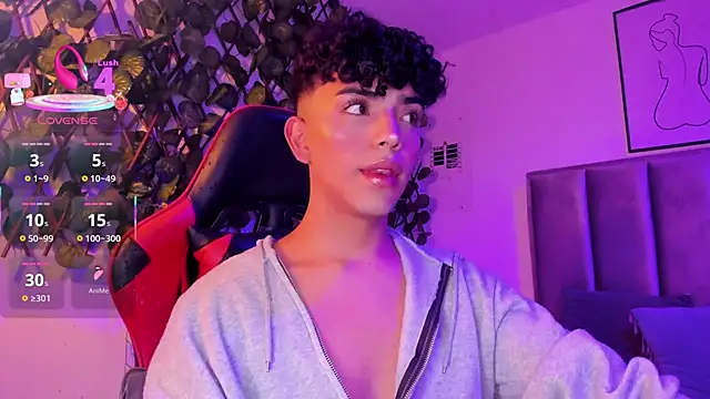 Snapshot of Niick_Twink chatting on September 28, 3:04 am Niick Twink online show from September 28, 3:04 am
