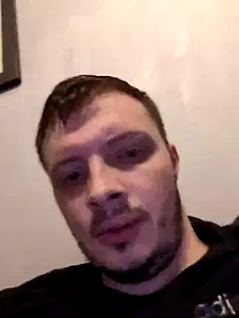 Snapshot of Ryanbigcock3194 chatting on September 21, 11:38 pm Ryanbigcock3194 online show from September 21, 11:38 pm